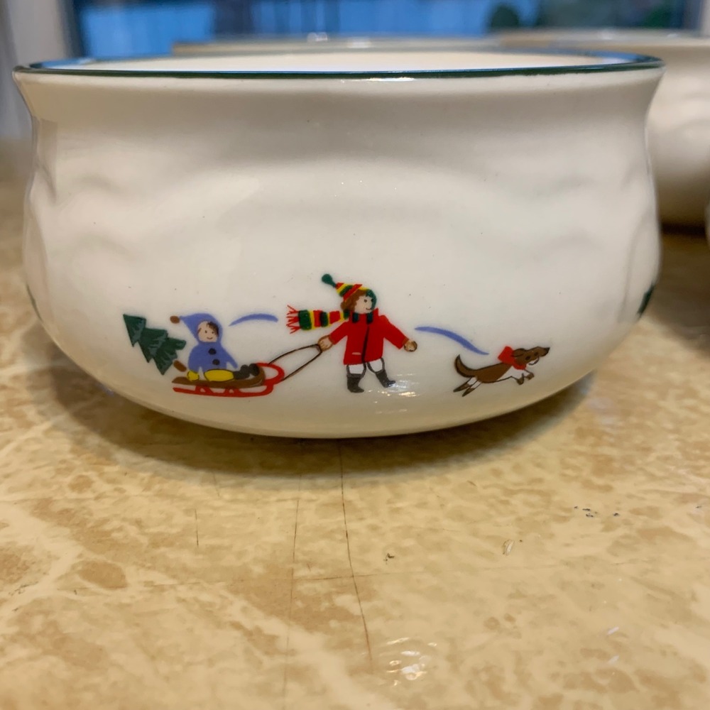 Pfaltzgraff Christmas Heritage Custard Cups Set of 6 Winter Sledding Scene 4.5"